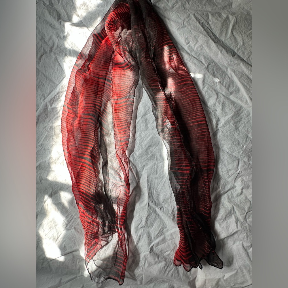 Red and black scarf